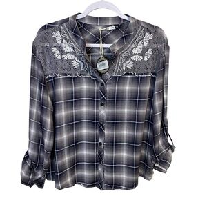 Hazel NWT - Plaid Long Sleeve Top - S